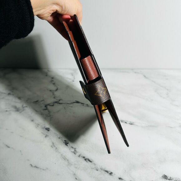 Louis Vuitton Agenda GM - Picture 4 of 13